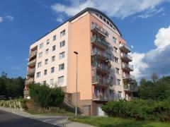 byt-2-kk-s-balkonem-v-pastelove-ulici-liberec-vi.jpg