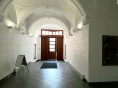kancelar-s-parkovanim-v-centru-liberce-kostelni-ulice1357.jpg